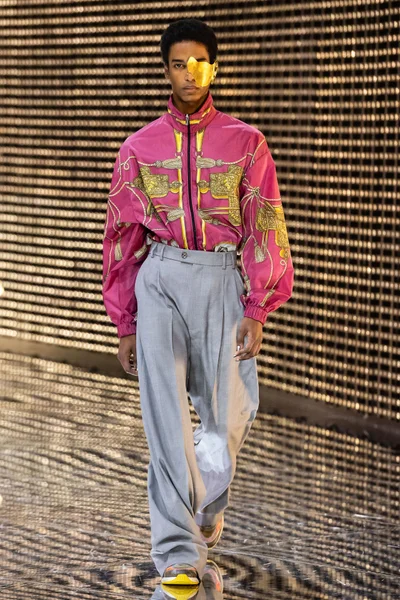 Look 79